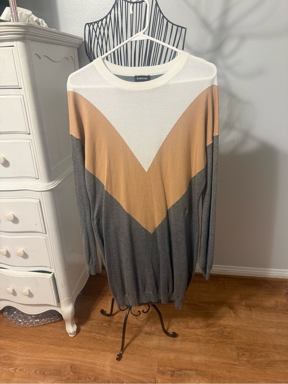 bebe Chevron Colorblock Crewneck Sweater Dress, White, Camel, Gray